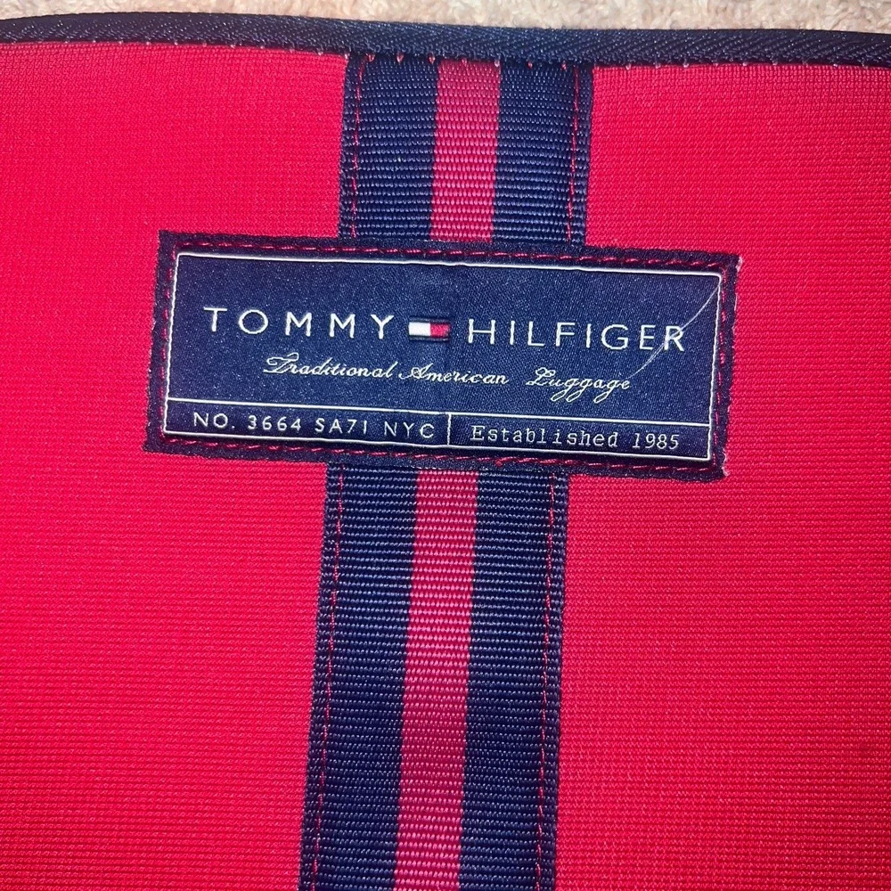 Tommy Hilfiger Protective Zippered Sleeve Laptop Case Cover Neoprene